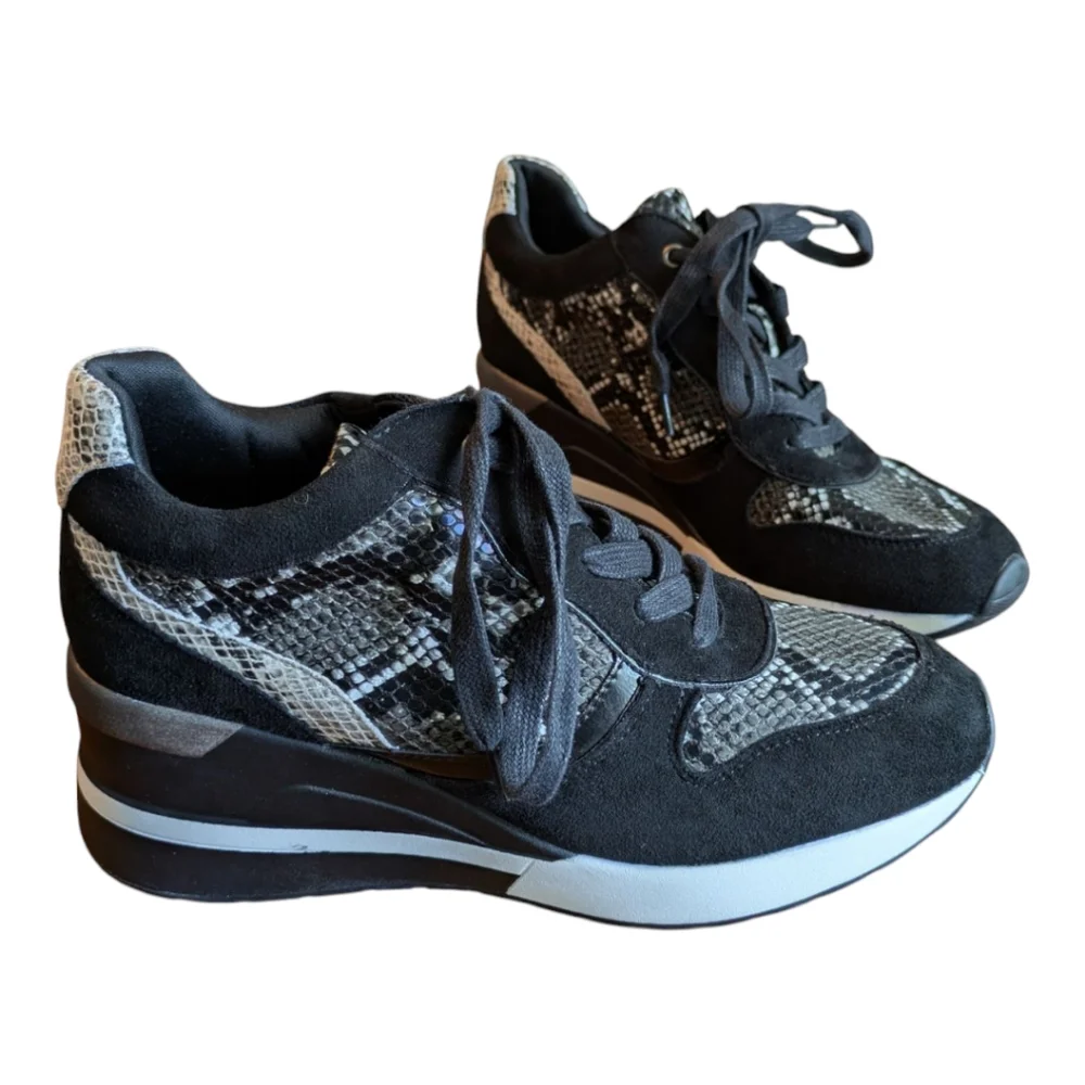 GC Shoes Black Faux Suede & Snakeskin Wedge Lace Up Shoes Women's Size 8.5 NWT